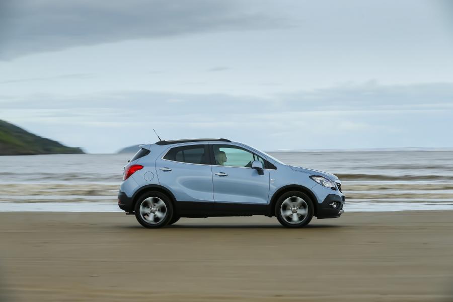  Vauxhall Mokka 2012 года  (фото 102 из 365)